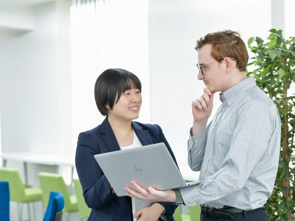 募集している求人：マーケティングリサーチ　コンサルタント候補（海外、国内英語対応クライアント担当）