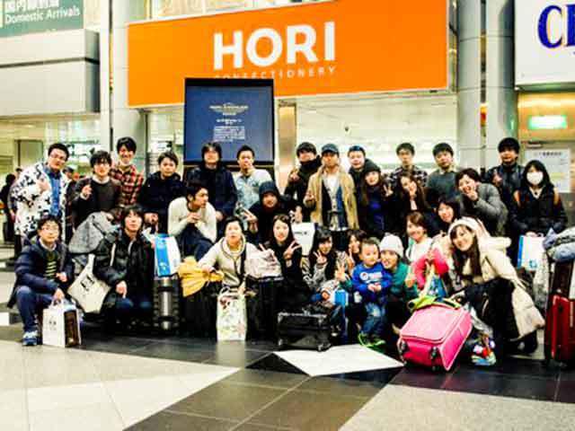 社員旅行の様子。当時は北海道へ。