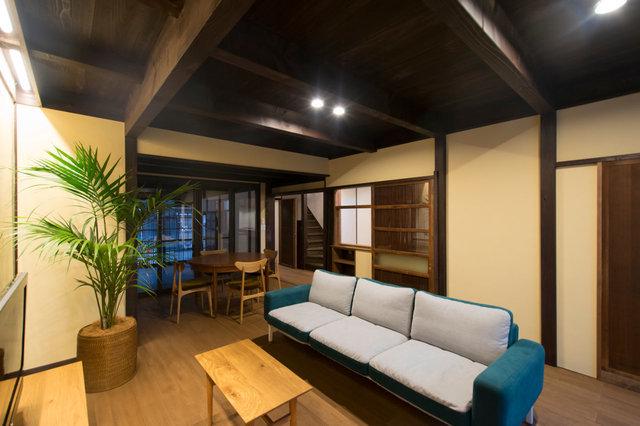 リノベーションした京町家のリビング