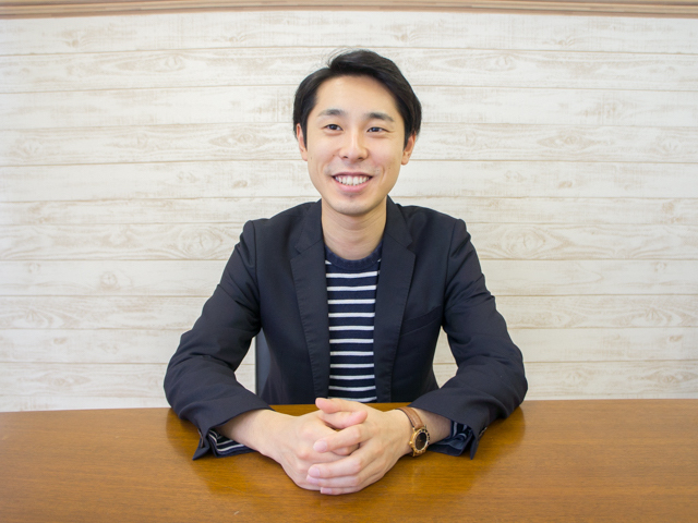 代表取締役　三好 伸和氏
知人と創業した株式会社Cubeにて主力サービスとして開発したのが『YAKUSURU』であった。その後は『YAKUSURU』を引き継ぐ形で独立、InterBizを創業した。