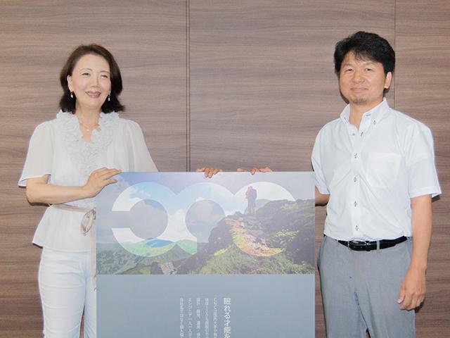 【左】代表取締役　宮田 ひとみ氏、【右】取締役営業本部長　市川 大次郎氏