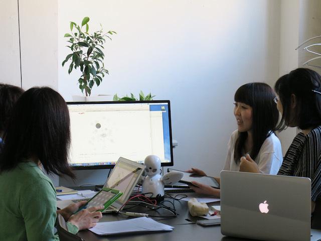 WEB制作では、コンサルティングから企画、取材、デザイン、コンテンツ制作、運用後の保守まで一貫して対応。得意とするCMSのほか、ブログ形式のコンテンツやデータベースと連動したシステムなど、幅広くサポートしている。