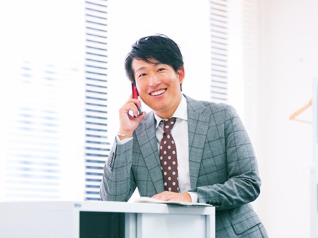 自社ホームページ＋Web広告の組み合わせによる会員登録で集客を行いつつ、ポータルでカバーしきれないマッチングをつくり出すことが、エクスクルーズのサービスの要点。