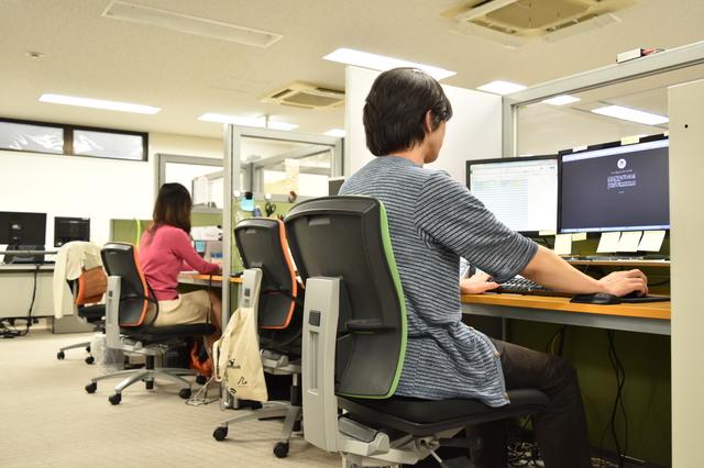 商品別や事業所別にホームページを分けた方がいい場合も多く、その時に同社のサービスを利用すると事務員の方が作業することも可能となる。