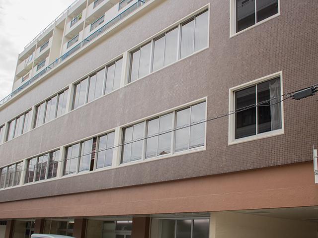 現場における意思決定は常駐の技術者に一任されているなど、経営的な視点を養うことが可能で、それを実現する経営基盤も安定している。