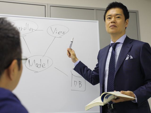 同社はシステム開発や技術者の派遣、エンジニアの教育研修など様々な事業を展開し、現在も拡大を続けている。