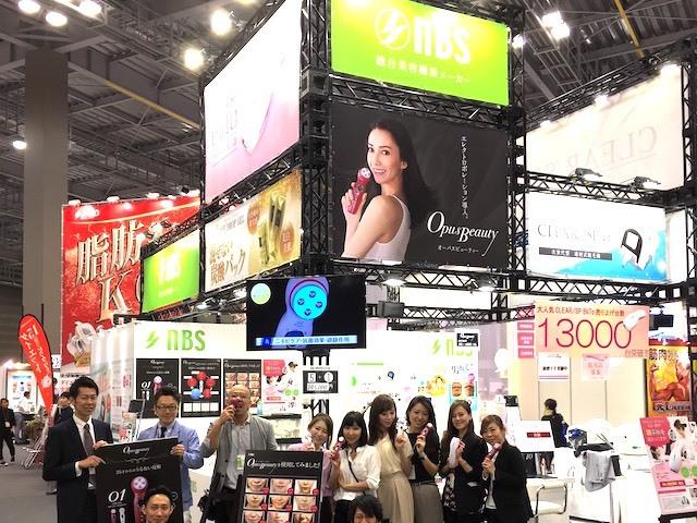 年4回美容展示会に参加しており、全国の企業やサロンから大きな反響を頂いております。