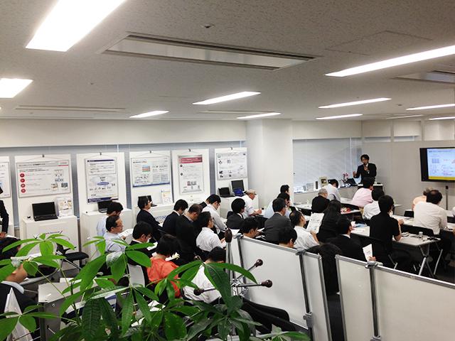 本社にあるVDIイノベーションセンターにて、セミナーを随時開催しています。