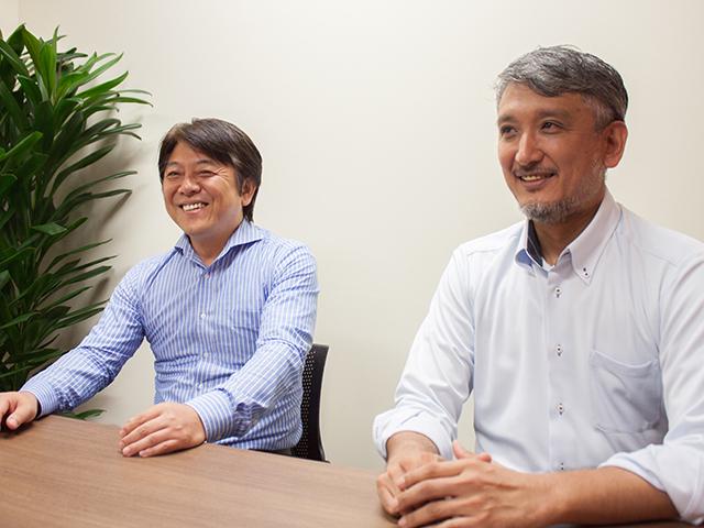 （右）代表取締役社長 綾部氏
（左）取締役 古川氏