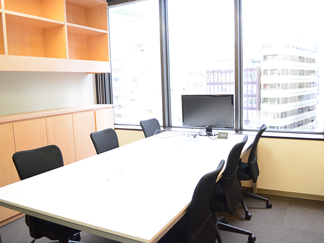 エンジニア、デザイナー、プランナー等すべて社内で一貫して開発している。ポジションに関わらず、ブレストMTGなどを活発に実施しており、意見を言いやすい環境だ。