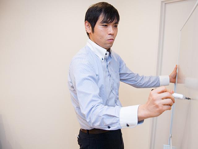 副社長　瀧田 昌幸氏
元々Webデザイナー志望だったが、システム開発の面白みに目覚め、インフラエンジニアに。