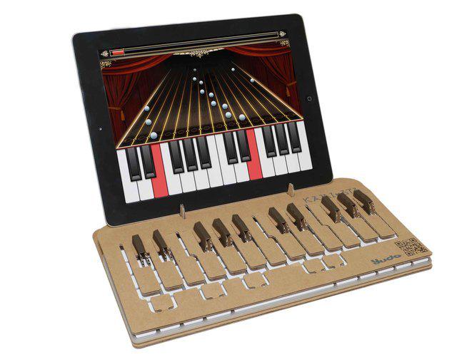 世界中の人々に、今までにない新しい楽しさや喜びを届けるため、日々挑戦を続ける。