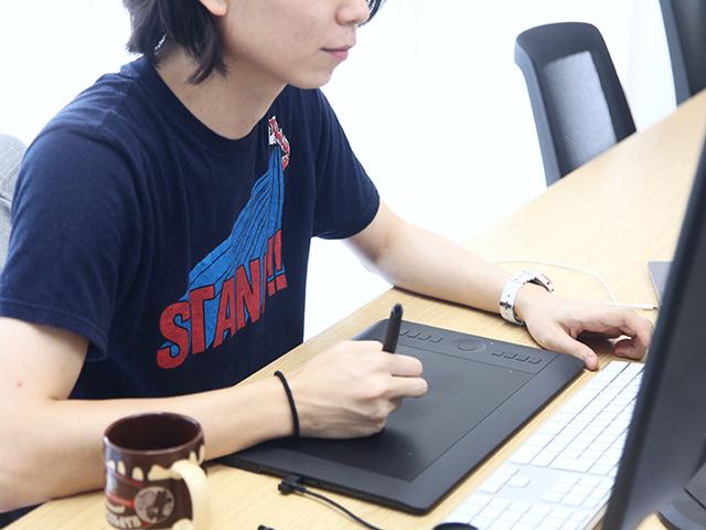 残業時間に波はあるが、平均残業時間は30時間/月程度。20時にはほとんどのメンバーが退勤している。