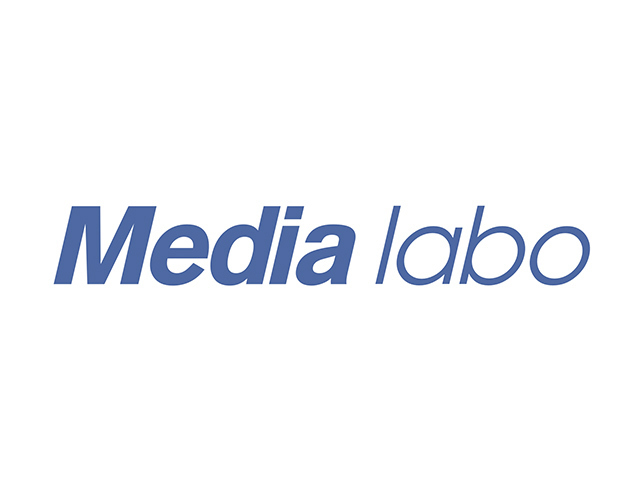 社名のメディアラボ（Medialabo）は、情報の伝達媒体という意味のMedia（メディア）と、研究機関を意味するLabo（ラボ）を結び付けた用語だ。