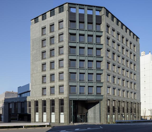 飯田橋駅から徒歩5分と、アクセスも便利だ。