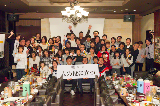 地域密着のクライアントから全国さまざまな業種・業態にわたるクライアントまで約10,000社を超える顧客基盤を有しています。