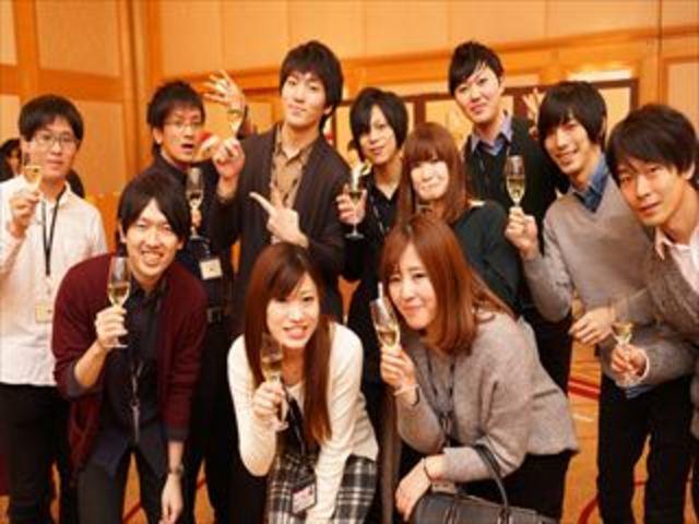 システナの子会社として、しっかりとした基盤をもち、安定した会社で働けるのが特長だ。