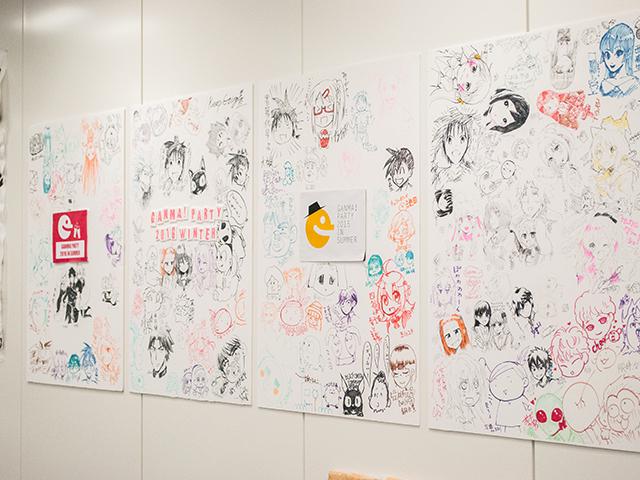 マンガ家を支援し、二人三脚でオリジナル作品の制作にも携わっている。