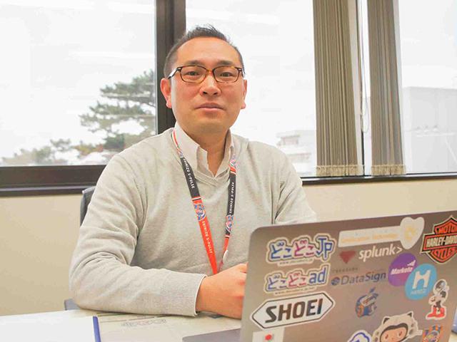 代表取締役社長　山本 敬介氏
元は陸上自衛官という異色の経歴を持っている。好奇心旺盛で新しいもの好き。