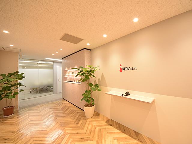 「一人ひとりの心を動かし、未来をかえる」という経営理念を持って、お客様はもちろんのこと、取引先の企業様、従業員とも真摯に向き合い経営をしています。