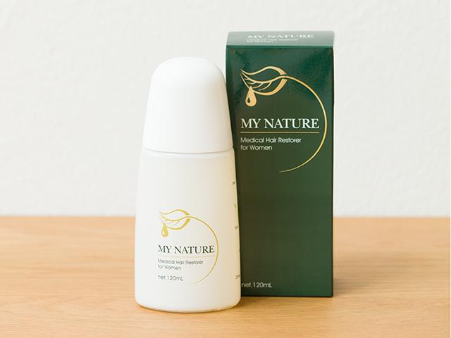 マイナチュレの育毛剤はモニター参加者アンケート調査では、使用開始後6カ月以内に81.8％の人が「大きな変化」を実感し、87.3％が「満足」と回答しているという。