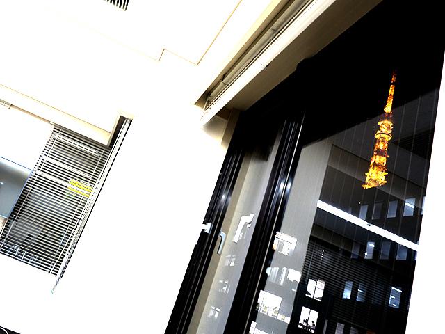 社内から見える東京タワー。夢の実現へのチャレンジに共感し、自らが新しい世界をつくりたいと願う仲間を待っている！