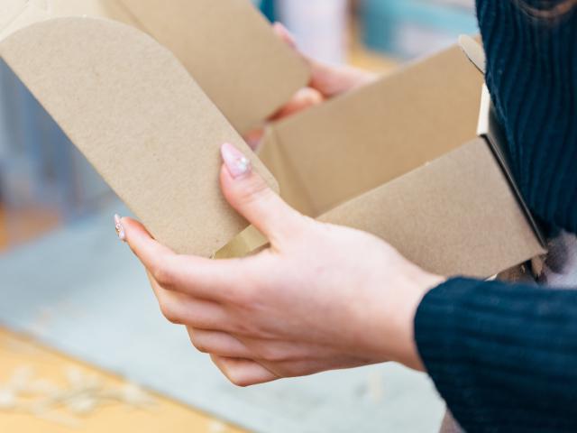 梱包状態やメールの返信などの細部にまでこだわり、お客様の期待を超えることでリピーターを獲得しているという。