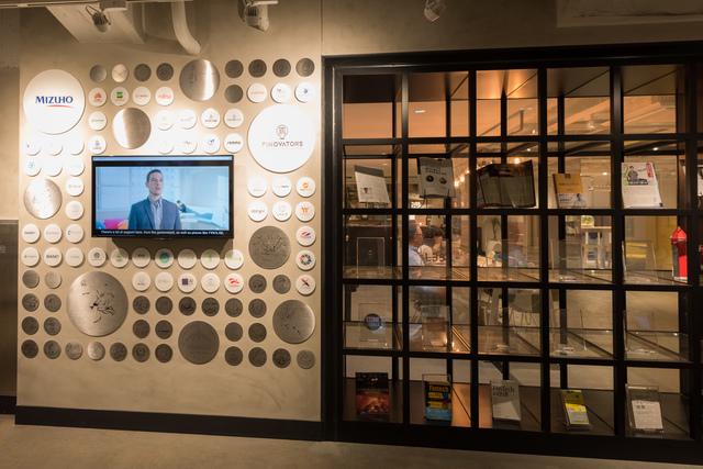 Warranteeは日本初のFinTech拠点「FINOLAB（フィノラボ）」にオフィスを構えています。FinTech系のベンチャー企業が他にも多く在籍しており、刺激的な環境で仕事をさせて頂いています。