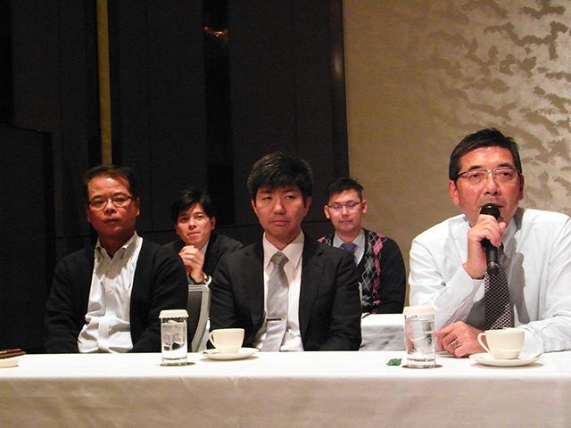 同社の社員総会はグループ会社全員が参加する規模の大きいもの。拠点がある様々な場所で開催されている。