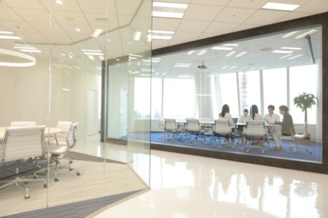 キレイで広々としたオフィスは、メンバーの働きやすさを意識した環境だ。
