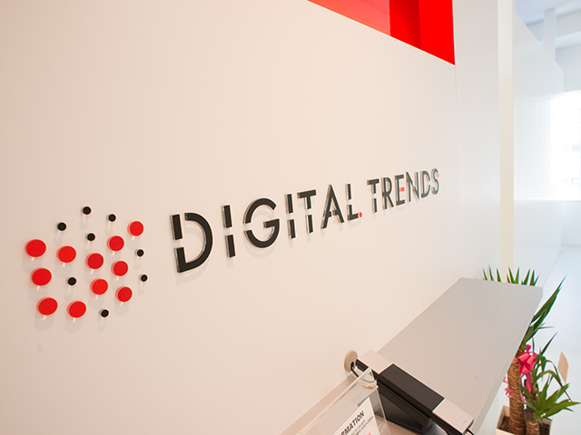 デジタルトレンズは2012年に創業した、東京・大阪・福岡に拠点を構えるWEBマーケティング会社です。