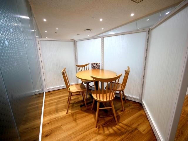 社内打ち合わせスペース