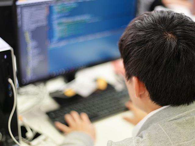 同社独自の「クリエイティブシステム開発」により、クライアントのニーズに限りなく近いモノを実現する。