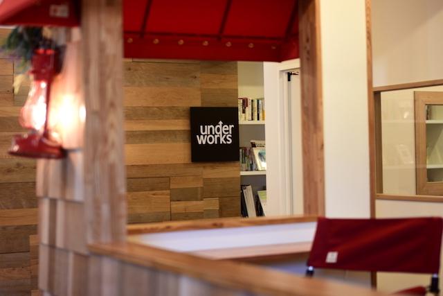 小屋をイメージした作業ルーム