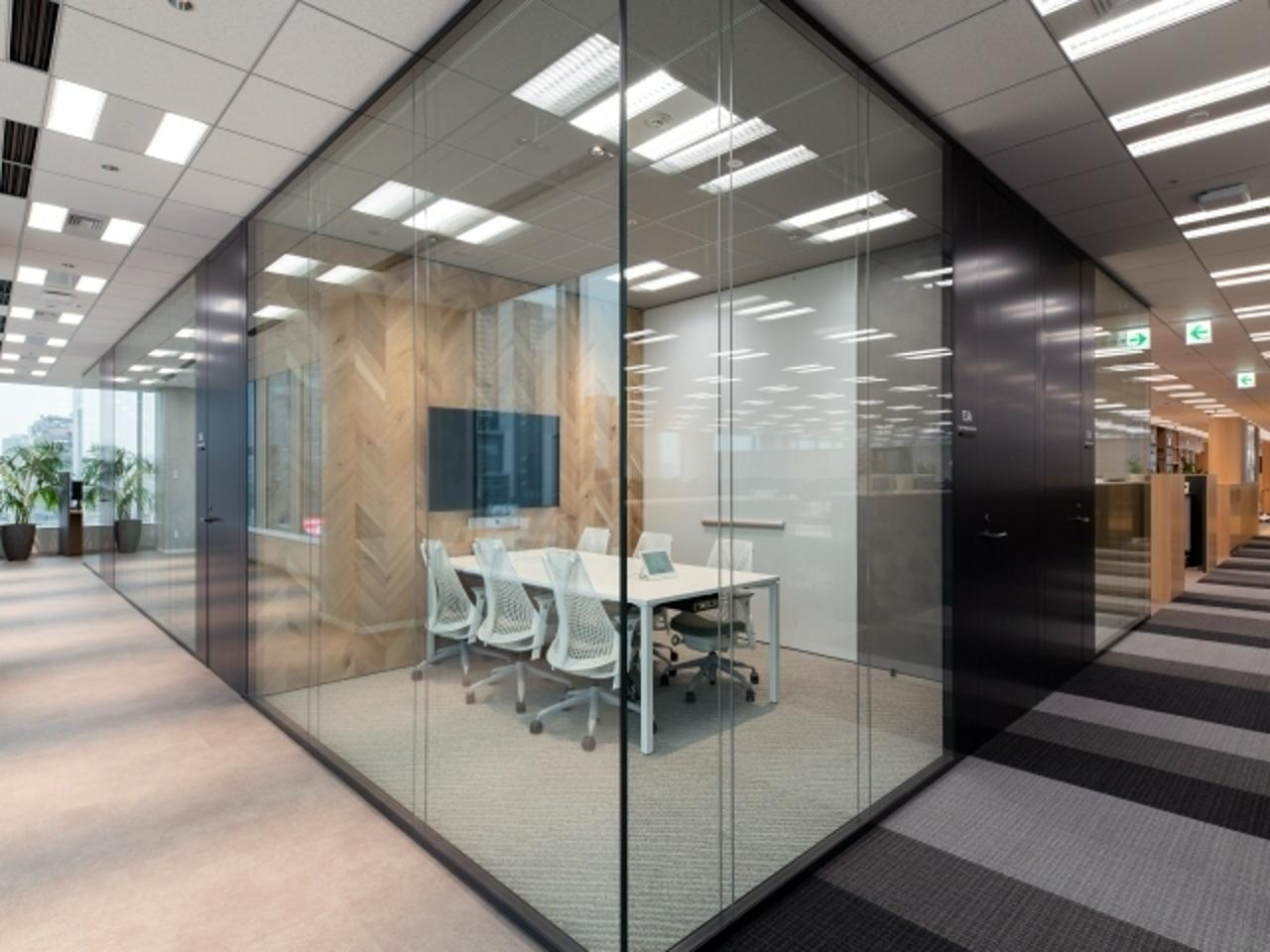 株式会社カカクコム 求人画像1