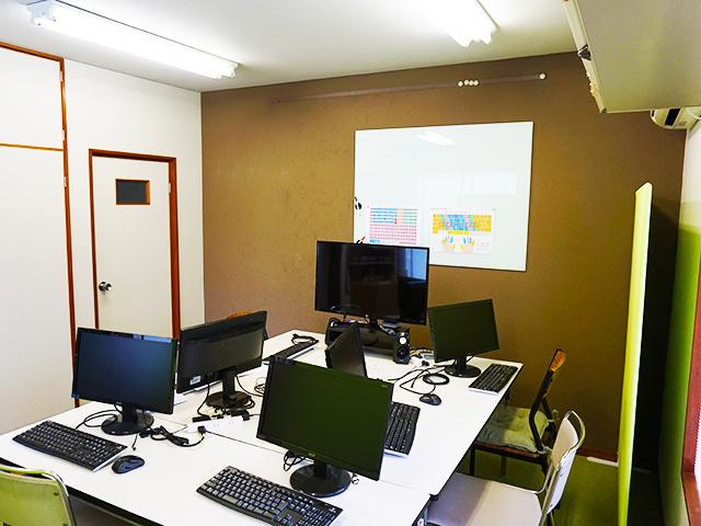 求める人物像は、報告・連絡・相談の重要性を理解していること、新しい技術が好きで、積極的にトライできること、効率化を意識した動き方ができること。