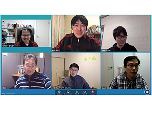 週一度、社員／パートナーそろってビデオ雑談会をしています。