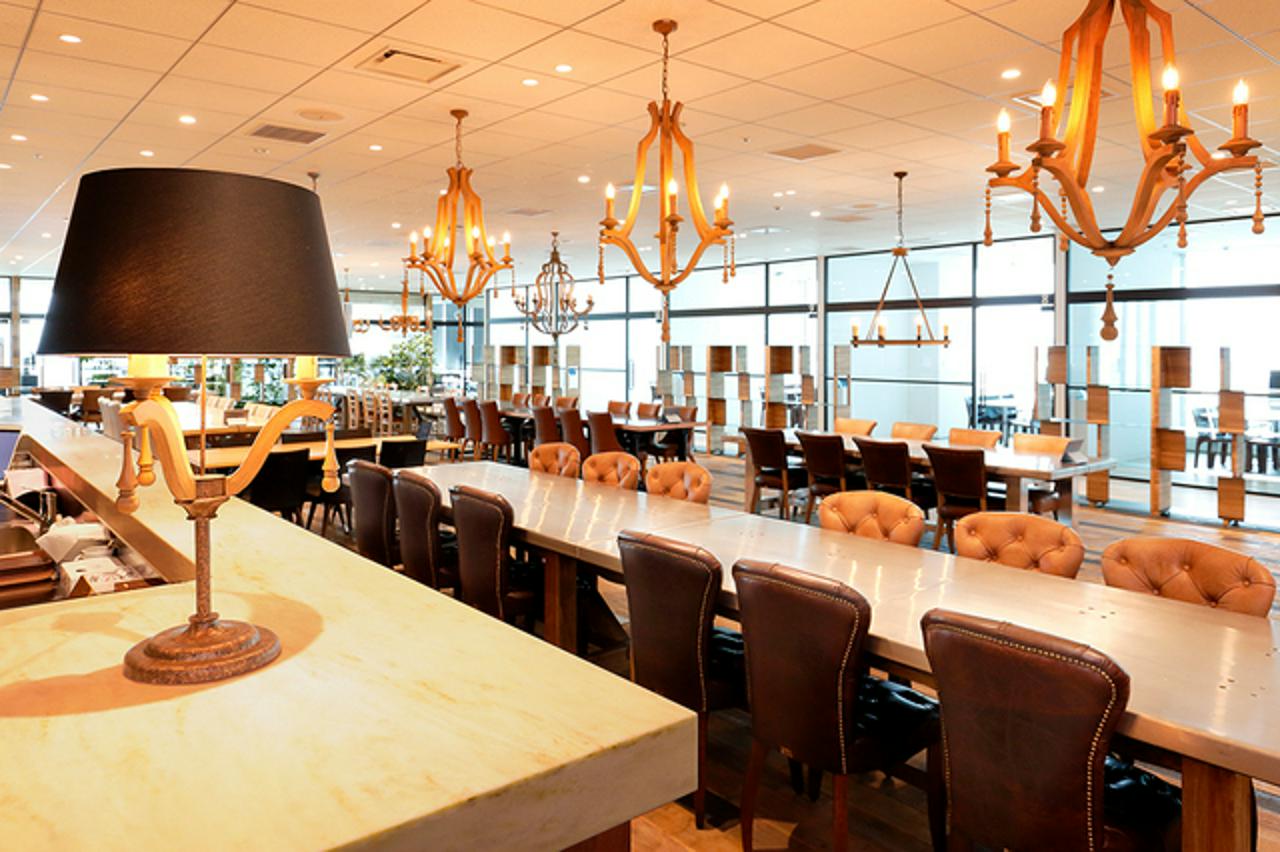 合同会社DMM.com 求人画像1