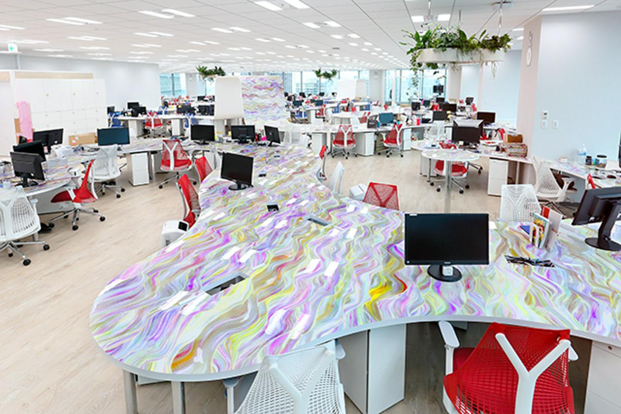 合同会社DMM.com 求人画像1