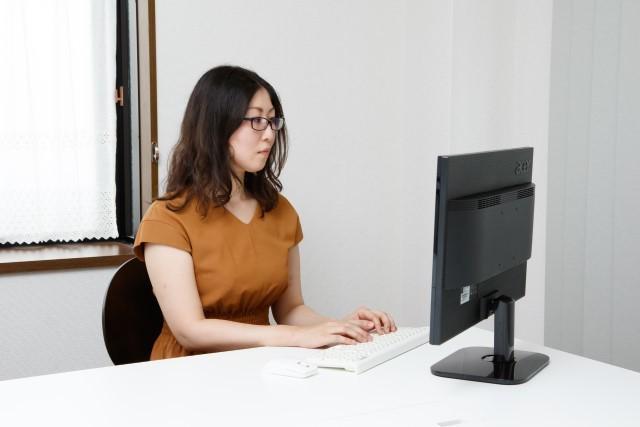 「私は、リモートワーカーです。和気あいあいとした、働きやすい環境ですよ」