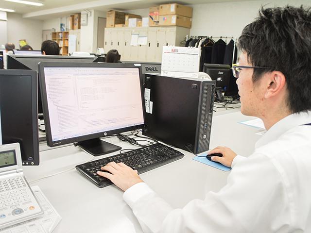 スキルアップにも積極的に取り組んでおり、資格取得などの報奨金などの制度も用意している。