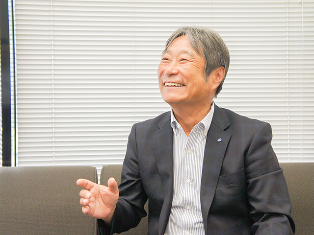 代表取締役社長　齊藤 弘幸氏
富士通でのエンジニアの経験を活かし、同社の成長を牽引。