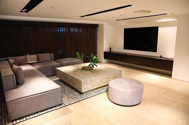 新オフィス1F 来客スペース