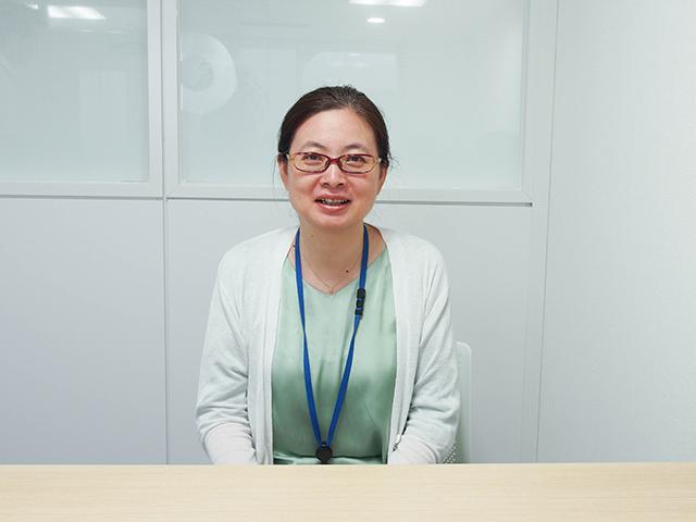 同社は女性社員でも安心して働ける職場環境を用意。外国人も多いため、多様性を受け入れる風土があるのだ。