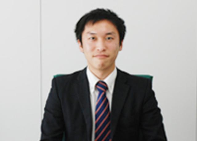 現在、上野氏が中心となって法務面でのサポートを行っている。