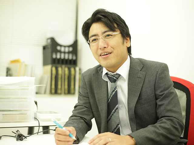 代表取締役　山田 峰秀氏
自らの経験から、プライベートの時間をきっちりと確保することの大切さを学び、自ら起業。