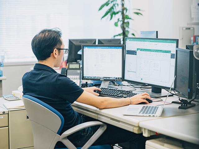 自己資金を用いた投資を行うにあたり、商品先物市場・金融市場での運用以外にも目を向け、2012年より『再生可能エネルギー関連事業』に取組んでいる。