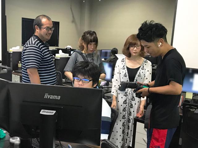 明るく自由な社風で、日々、提案や発言が活発に行われています。