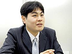 システムソリューション部　粕加屋氏