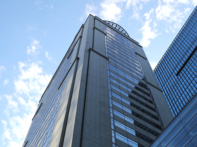東京・大手町の高層ビル内にオフィスを構える。交通の便がよく、オフィス環境も快適だ。